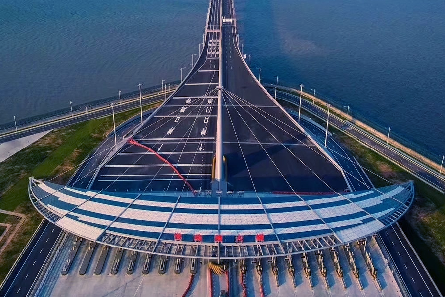 迎接“港車北上”！富士智能全新車牌識別控制機助力車場升級！